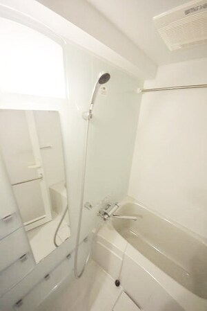 ライジングプレイス綾瀬二番館の物件内観写真